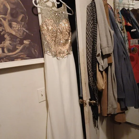 Prom Dress - Picture 2 of 7